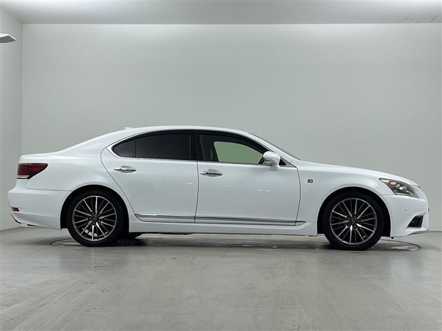 ＬＳ ＬＳ４６０　Ｆスポーツ　サンルーフ　ステアリングヒーター　レクサスプレミアムサウンドシステム　Ｆスポーツレザーシート　パワーシート　シートメモリー　シートヒーター　シートベンチレーション　パワーバックドア　エアサスペンション（30枚目）