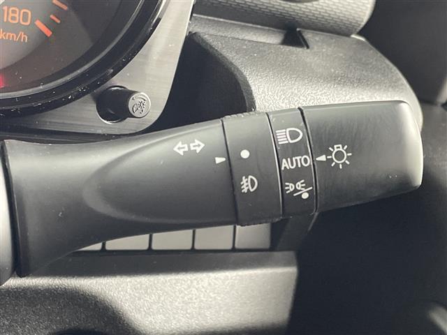 ジムニーシエラ ＪＣ　カロッツェリア８インチナビ　ＣＤ　ＤＶＤ　フルセグ　Ｂｌｕｅｔｏｏｔｈ　ＨＤＭＩ　ＡｐｐｌｅＣａｒＰｌａｙ　バックカメラ　クルーズコントロール　ステアリングスイッチ　前席シートヒーター　レザーカバー（15枚目）