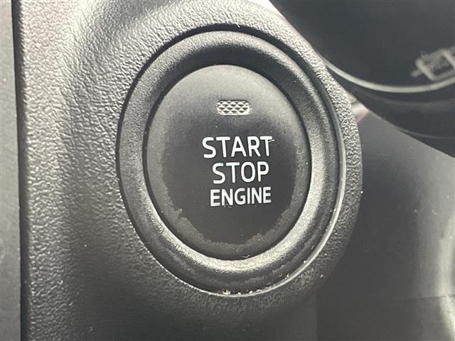 ���ŐV�i�r�i�t���Z�O�E�����Z�O�E�c�u�c�Đ��j�����ē��B�J���b�c�F���A�E�A���p�C���E�C�N���v�X�̃i�r���戵���Ă���o�b�N�J�����i�o�b�N���j�^�[�j��ȃ��j�^�[�i�t���b�v�_�E�����j�^�[�j�̎�t���\�ł��B