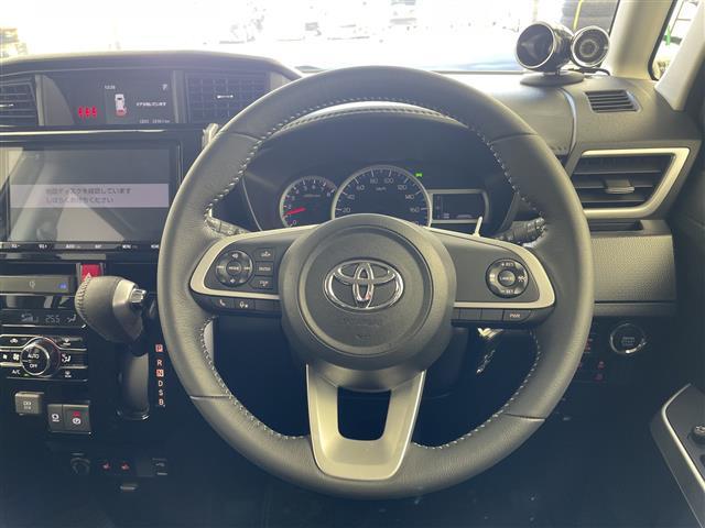 ルーミー カスタムＧ　純正９型ナビ　純正１２型フリップダウンモニター　純正ダブルツイーターサウンドシステム　ドライブレコーダー　両側パワースライドドア　コーナーセンサー　スマートアシスト　バックモニター　ビルトインＥＴＣ（5枚目）