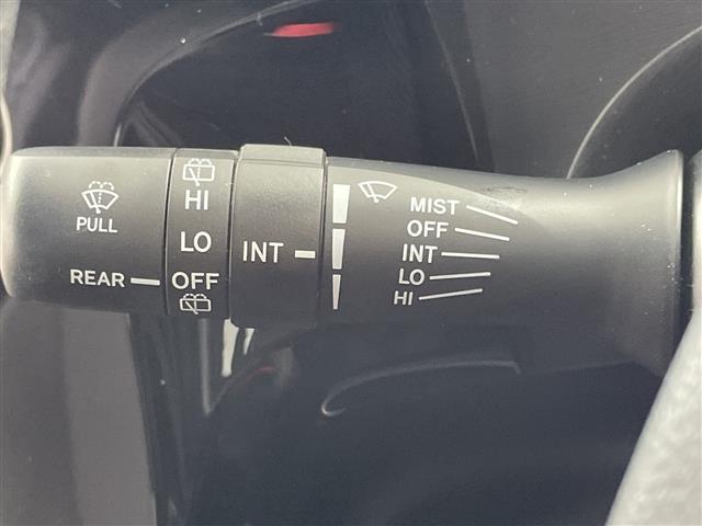 アクア クロスオーバー グラム 純正SDナビ フルセグTV バックカメラ ハーフレザーシート ETC ステアリングスイッチ コーナーセンサー プッシュスタート スマートキー ルーフレール(12枚目)