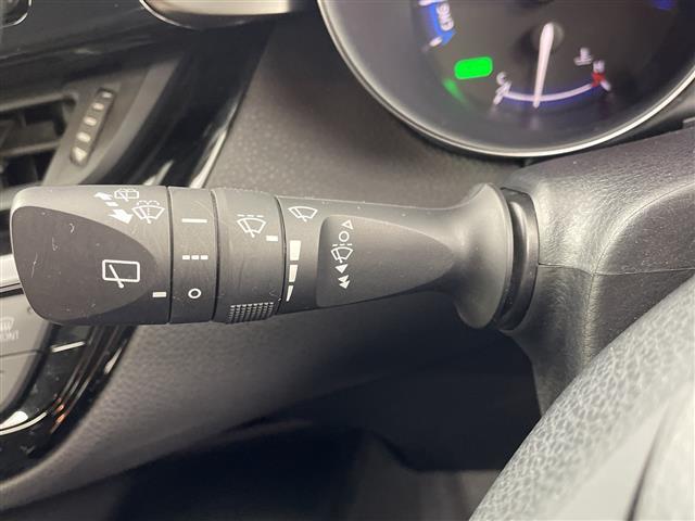 ������тm���C�P���̃K���o�[�����炱���ł��鍂������I���Q�O�Q�O�N�P���@�i���j���{�\����������������ׁi�������ÎԔ���s��̑�蔃����Ǝ҂�ΏۂƂ����u���Î����Ԕ���䐔�m���D�P�����v���j