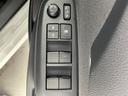 ハイブリッドＸ　純正ナビ　ＡＭ　ＦＭ　Ｂｌｕｅｔｏｏｔｈ　バックカメラ　レーダークルーズコントロール　レーンキープアシスト　プリクラッシュセーフティ　ステアリングスイッチ　ビルトインＥＴＣ　オートライト　リモコンキー（15枚目）
