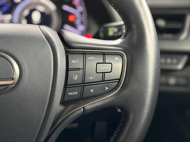 �I�[�g�N���[�Y�R���g���[���ݒ�X�C�b�`�ł��I�������H���Ńh���C�o�[�̕��S�y���ɖ𗧂@�\�ł���