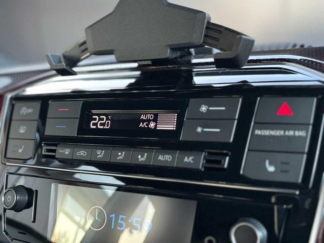 アップ！ アップ！ＧＴＩ　６００台限定車　６速マニュアル　ＧＴＩ専用タータンチェック柄シート　シートヒーター　ＧＴＩ専用１７インチアルミホイール　純正オーディオ　Ｂｌｕｅｔｏｏｔｈ接続　コーナーセンサー　ワンオーナー　禁煙車（15枚目）