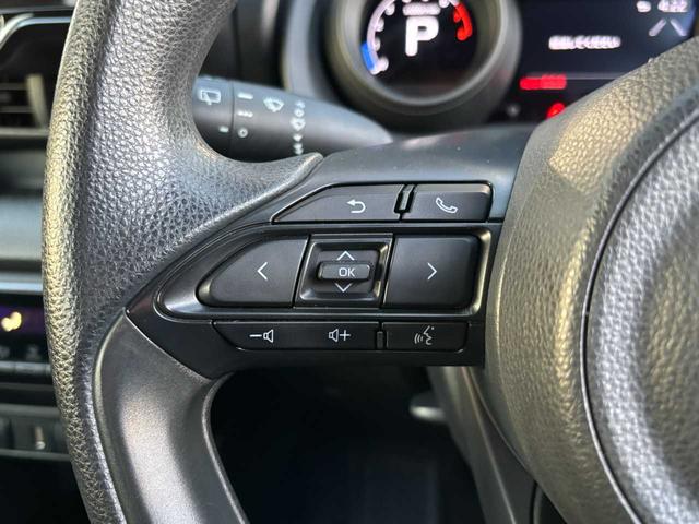 ヤリス Ｇ　純正メモリーナビ　Ｂｌｕｅｔｏｏｔｈ接続　バックカメラ　ドライブレコーダー　ＥＴＣ　社外１５インチアルミホイール　ＬＥＤライト　フルオートエアコン　スマートキー　サイドカーテンエアバッグ　禁煙車（20枚目）