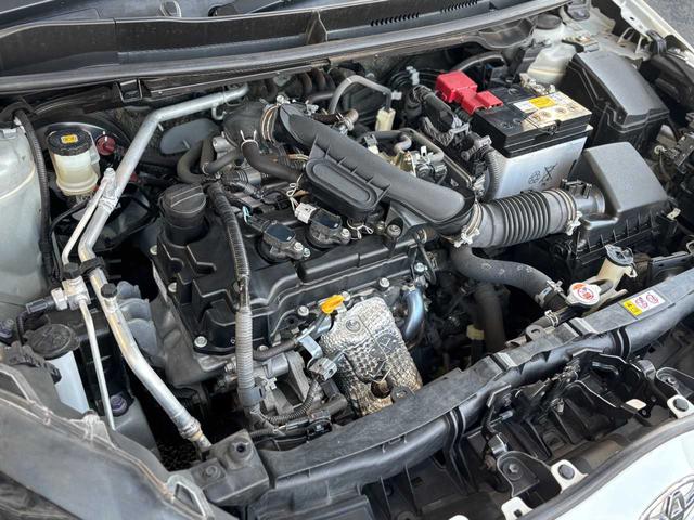 ヤリス Ｇ　純正メモリーナビ　Ｂｌｕｅｔｏｏｔｈ接続　バックカメラ　ドライブレコーダー　ＥＴＣ　社外１５インチアルミホイール　ＬＥＤライト　フルオートエアコン　スマートキー　サイドカーテンエアバッグ　禁煙車（32枚目）