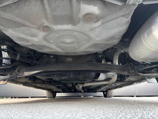 ヤリス Ｇ　純正メモリーナビ　Ｂｌｕｅｔｏｏｔｈ接続　バックカメラ　ドライブレコーダー　ＥＴＣ　社外１５インチアルミホイール　ＬＥＤライト　フルオートエアコン　スマートキー　サイドカーテンエアバッグ　禁煙車（39枚目）