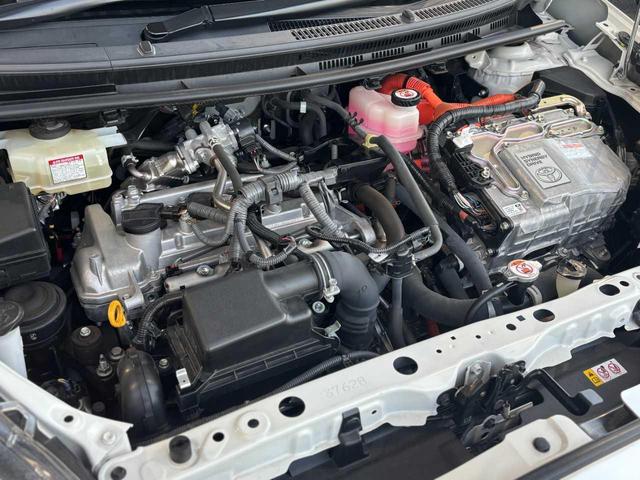 アクア Ｓスタイルブラック　当社レンタアップ車両　社外メモリーナビ　Ｂｌｕｅｔｏｏｔｈ接続　全方位カメラ　ドライブレコーダー　ＥＴＣ　フルオートエアコン　スマートキー　禁煙車（8枚目）