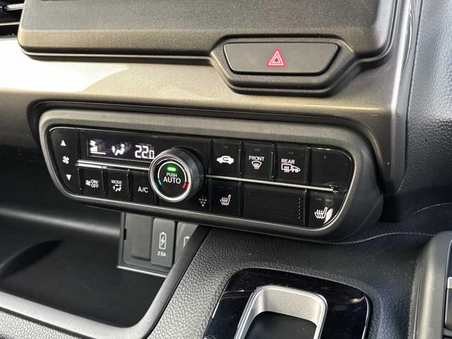 N-BOXカスタム L スタイル+ブラック 当社レンタアップ車両 ホンダセンシング 社外メモリーナビ Bluetooth接続 バックカメラ 前後ドライブレコーダー フルオートエアコン シートヒーター 両側電動スライドドア スマートキー 禁煙車(19枚目)