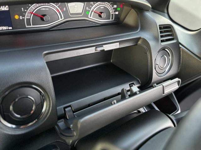 N-BOXカスタム L スタイル+ブラック 当社レンタアップ車両 ホンダセンシング 社外メモリーナビ Bluetooth接続 バックカメラ 前後ドライブレコーダー フルオートエアコン シートヒーター 両側電動スライドドア スマートキー 禁煙車(22枚目)