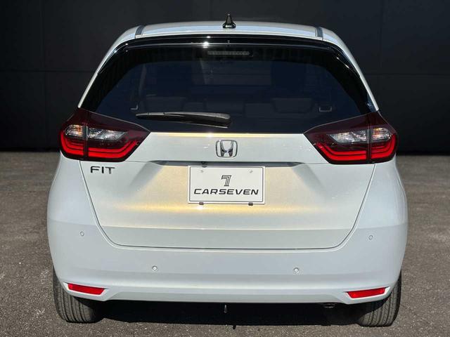 フィット ホーム 当社レンタアップ車両 ホンダセンシング 社外メモリーナビ Bluetooth接続 バックカメラ 前後ドライブレコーダー ETC 電子パーキングブレーキ スマートキー フルオートエアコン 禁煙車(5枚目)