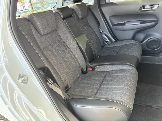 フィット ホーム 当社レンタアップ車両 ホンダセンシング 社外メモリーナビ Bluetooth接続 バックカメラ 前後ドライブレコーダー ETC 電子パーキングブレーキ スマートキー フルオートエアコン 禁煙車(30枚目)