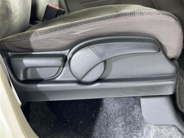 Ｎ－ＷＧＮ Ｇ・Ｌパッケージ　ディスプレイオーディオ　ワンセグＴＶ　Ｂｌｕｅｔｏｏｔｈ　ＣＤ　ＡＭ　ＦＭ　バックカメラ　ビルトインＥＴＣ　ＥＣＯＮスイッチ　ステアリングスイッチ　フロアマット　ドアバイザー　オートエアコン（26枚目）