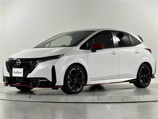 オーラ ニスモ　純正９インチナビ　全方位カメラ　衝突被害軽減装置　デジタルインナールームミラー　ドライブレコーダー　レーダークルーズコントロール　ビルトインＥＴＣ２．０　置くだけ充電　ＬＥＤヘッドライト　フォグライト（38枚目）