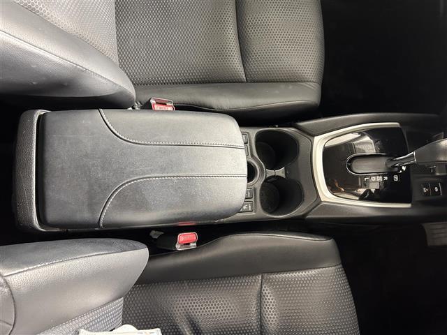 エクストレイル ２０Ｘｉ　ハイブリッド　純正７インチナビ　フルセグ　Ｂｌｕｅｔｏｏｔｈ　ＣＤ　ＤＶＤ　プロパイロット　アラウンドビューモニター　パーキングアシスト　コーナーセンサー　インテリジェントルームミラー　シートヒーター　電動リアゲー（17枚目）