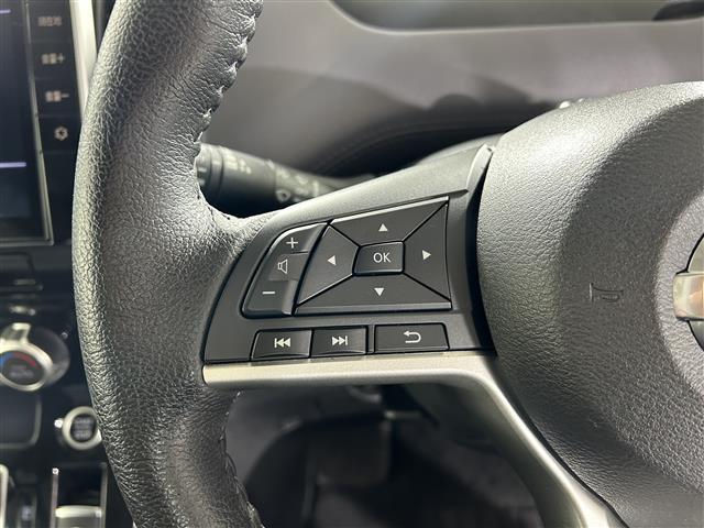 セレナ ハイウェイスターV アーバンクロム 純正10インチナビ 後席フリップダウンモニター 衝突軽減装置 ブラインドスポットモニター レーダークルーズコントロール 福祉車両 両側パワースライドドア ビルトインETC フォグライト LEDライト(14枚目)