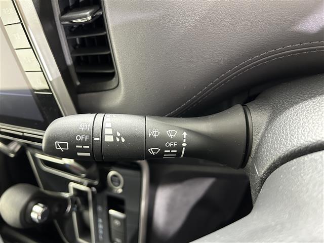 セレナ ハイウェイスターV アーバンクロム 純正10インチナビ 後席フリップダウンモニター 衝突軽減装置 ブラインドスポットモニター レーダークルーズコントロール 福祉車両 両側パワースライドドア ビルトインETC フォグライト LEDライト(16枚目)