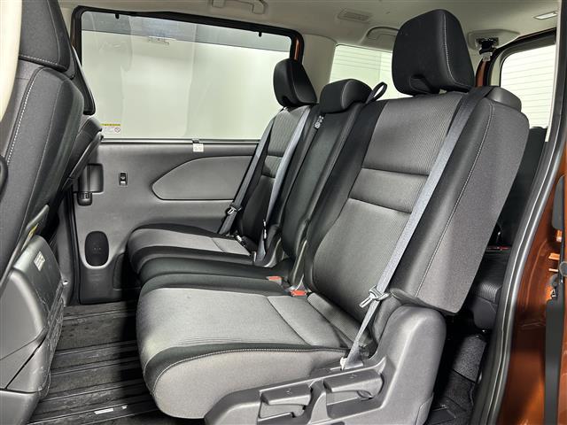 セレナ ハイウェイスターV アーバンクロム 純正10インチナビ 後席フリップダウンモニター 衝突軽減装置 ブラインドスポットモニター レーダークルーズコントロール 福祉車両 両側パワースライドドア ビルトインETC フォグライト LEDライト(26枚目)