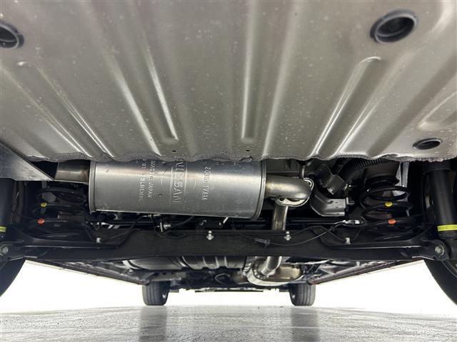 セレナ ハイウェイスターV アーバンクロム 純正10インチナビ 後席フリップダウンモニター 衝突軽減装置 ブラインドスポットモニター レーダークルーズコントロール 福祉車両 両側パワースライドドア ビルトインETC フォグライト LEDライト(43枚目)