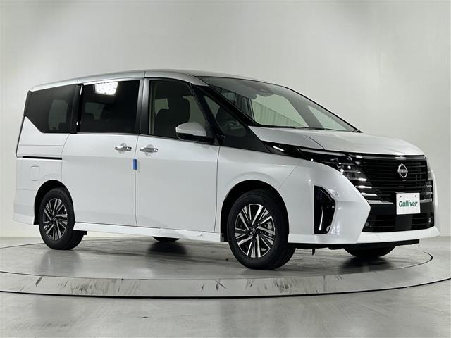 セレナ e-パワー ハイウェイスターV 登録済み未使用車 純正12.3インチナビ 全方位カメラ プロパイロット レーダークルーズコントロール  デジタルインナールームミラー ブラインドスポットモニター 両側パワースライドドア LEDライト(31枚目)