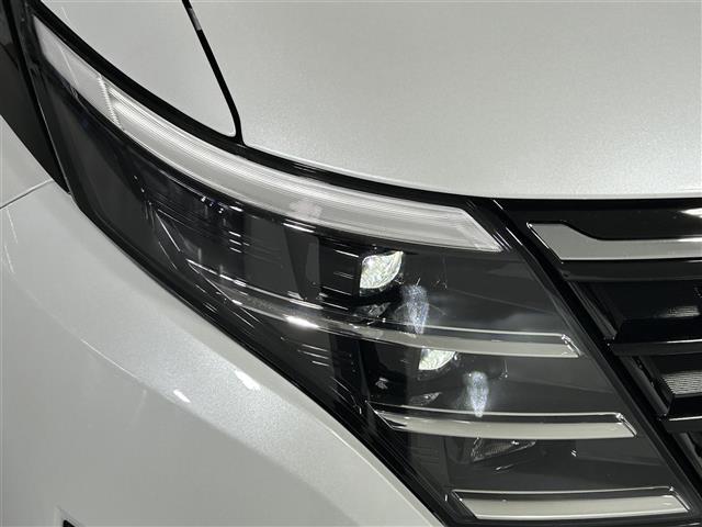 セレナ e-パワー ハイウェイスターV 登録済み未使用車 純正12.3インチナビ 全方位カメラ プロパイロット レーダークルーズコントロール  デジタルインナールームミラー ブラインドスポットモニター 両側パワースライドドア LEDライト(40枚目)