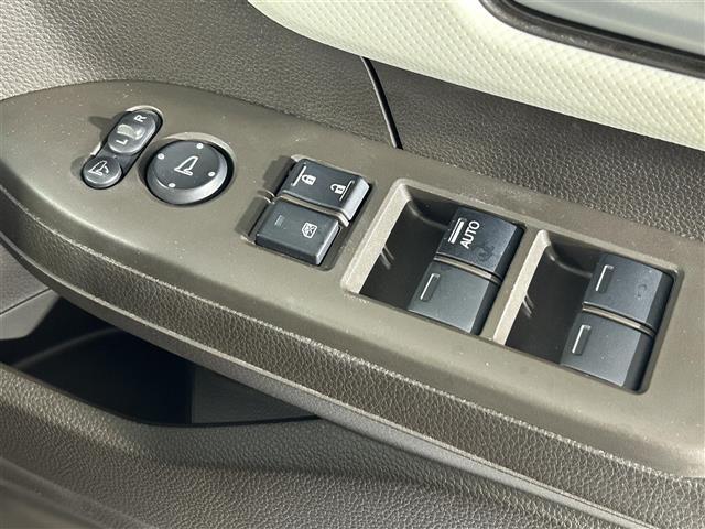 Ｎ－ＢＯＸ Ｌ　純正７インチナビ　フルセグＴＶ　Ｂｌｕｅｔｏｏｔｈ　バックカメラ　片側パワースライドドア　ＥＴＣ　シートヒーター　ホンダセンシング　レーダークルーズコントロール　レーンキープアシスト　純正フロアマット（18枚目）