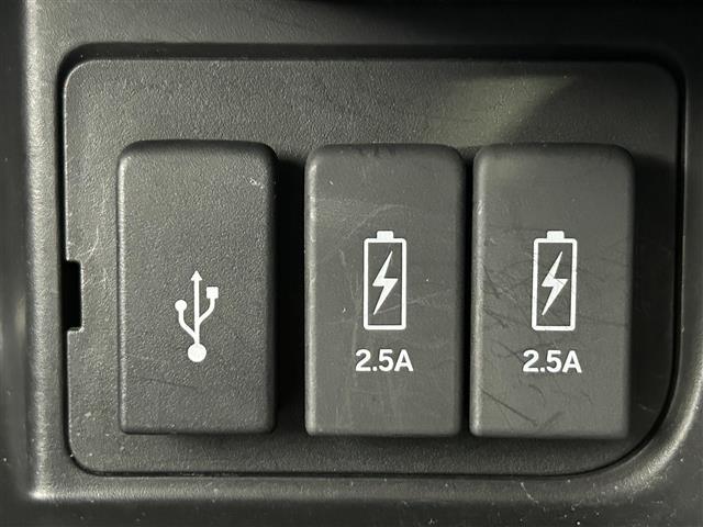 Ｎ－ＢＯＸカスタム Ｇ・Ｌターボホンダセンシング　純正８インチナビ　フルセグ　Ｂｌｕｅｔｏｏｔｈ　バックカメラ　両側パワースライドドア　純正１１．６インチフリップダウンモニター　ビルトインＥＴＣ　純正ドライブレコーダー　ホンダセンシング　純正１５ＡＷ（18枚目）