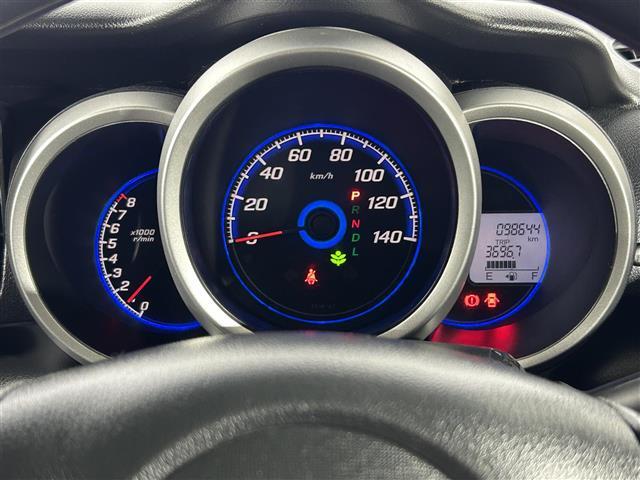 N-BOX+カスタム G 社外7インチナビ フルセグTV SD ETC アイドリングストップ LEDヘッドライト フォグランプ プッシュスタート スマートキー 両側スライドドア ドアバイザー 横滑り防止装置 AAC(7枚目)