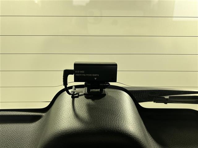 N-BOXカスタム G・Lホンダセンシング CARROZZERIA製8インチSDナビBluetooth接続 CD DVD再生フルセグテレビ衝突軽減システムホンダセンシングクルーズコントロール追従有りバックカメラ片側パワースライドドア(18枚目)