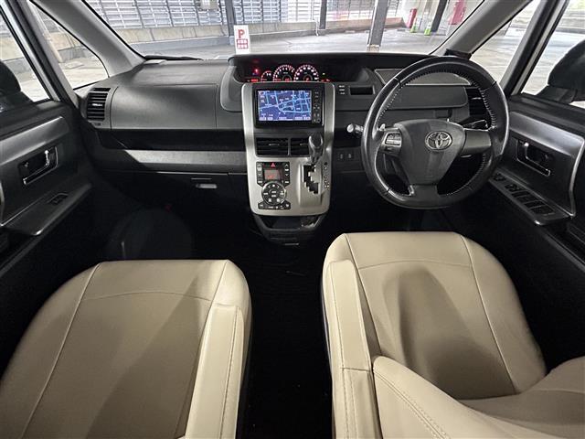 ヴォクシー ZS 煌II(2枚目)