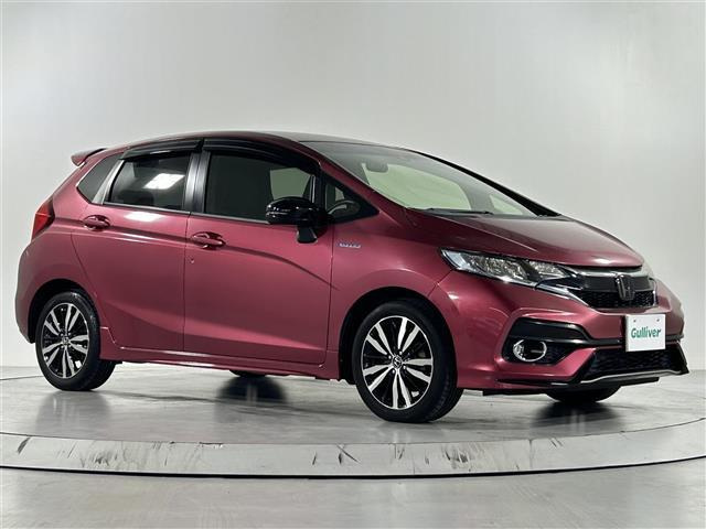 フィットハイブリッド ベースグレード　純正７型ナビ　衝突軽減システム　バックカメラ　コーナーセンサー　レーンキープアシスト　レーダークルーズコントロール　パドルシフト　ＬＥＤヘッドライト　オートライト　純正アルミホイール　純正フロアマット（29枚目）