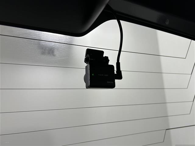 デイズ ハイウェイスター　Ｇターボ　純正９インチナビ　全方位カメラ　衝突被害軽減装置　車線逸脱警報　先行車発信お知らせ　クリアランスソナー　ロードサインアシスト　オートライト　オートハイビーム　ＬＥＤヘッドライト　フォグライト　ＥＴＣ（9枚目）