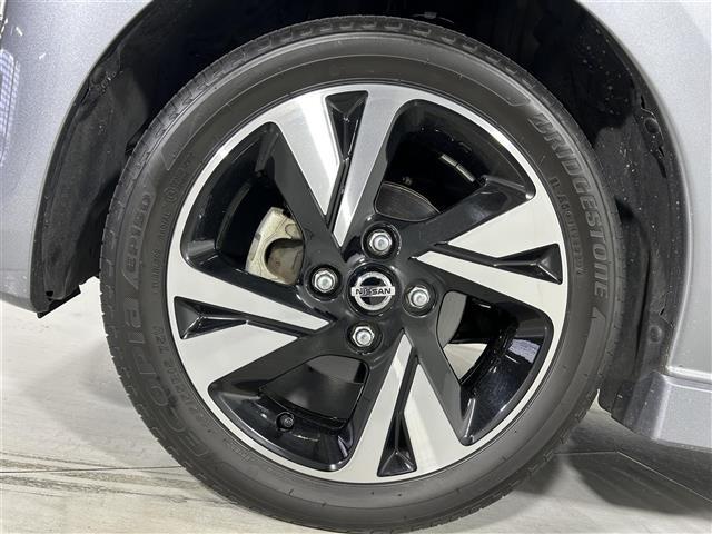 デイズ ハイウェイスター　Ｇターボ　純正９インチナビ　全方位カメラ　衝突被害軽減装置　車線逸脱警報　先行車発信お知らせ　クリアランスソナー　ロードサインアシスト　オートライト　オートハイビーム　ＬＥＤヘッドライト　フォグライト　ＥＴＣ（41枚目）