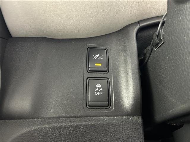 店頭在庫以外にも全国約４万台※の在庫から、ぴったりな１台をご提案します！※２０２３年１０月現在の在庫台数です。売約済の可能性があります。