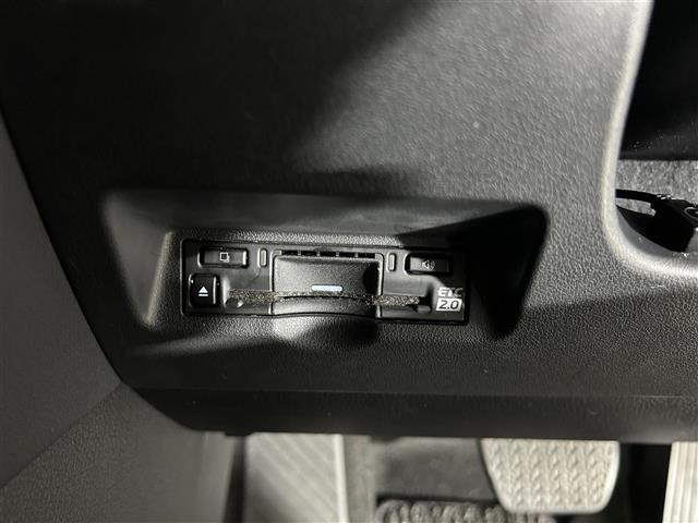 アルファード Z ワンオーナー 純正14インチディスプレイオーディオ ガラスルーフ 衝突軽減装置 レーダークルーズコントロール レーンアシスト ブラインドスポットモニター デジタルインナールームミラー ワイヤレス充電器(13枚目)