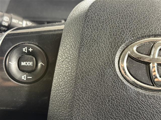 シエンタ Ｇ　純正７インチＳＤナビ　バックカメラ　横滑り防止　先行車発進告知機能　プリクラッシュセーフティー　レーンキープ　アイドリングストップ　両側パワスラ　オートライト　オートハイビーム　純正フロアマット（9枚目）