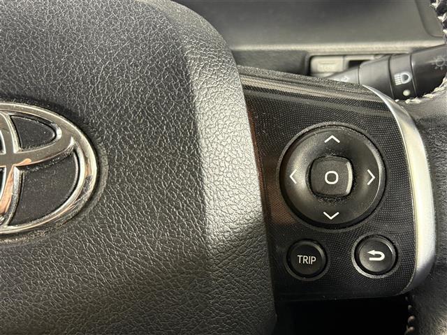 シエンタ Ｇ　純正７インチＳＤナビ　バックカメラ　横滑り防止　先行車発進告知機能　プリクラッシュセーフティー　レーンキープ　アイドリングストップ　両側パワスラ　オートライト　オートハイビーム　純正フロアマット（10枚目）