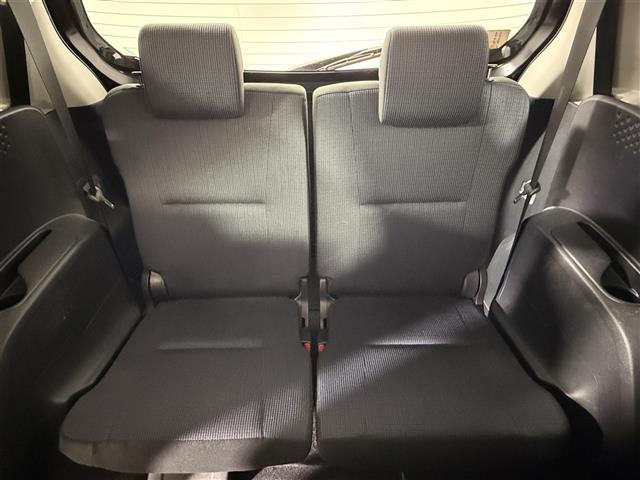 シエンタ Ｇ　純正７インチＳＤナビ　バックカメラ　横滑り防止　先行車発進告知機能　プリクラッシュセーフティー　レーンキープ　アイドリングストップ　両側パワスラ　オートライト　オートハイビーム　純正フロアマット（27枚目）