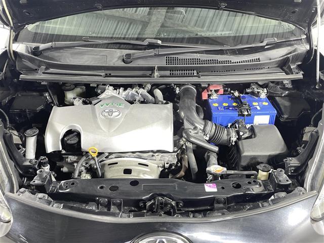 シエンタ Ｇ　純正７インチＳＤナビ　バックカメラ　横滑り防止　先行車発進告知機能　プリクラッシュセーフティー　レーンキープ　アイドリングストップ　両側パワスラ　オートライト　オートハイビーム　純正フロアマット（42枚目）