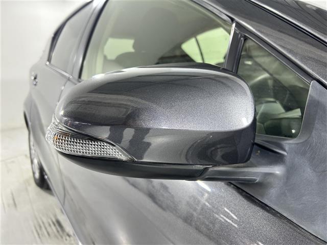 アクア Ｓ　純正ナビ　フルセグＴＶ／ＣＤ／ＤＶＤ／ＦＭ／ＡＭ　バックカメラ　ビルトインＥＴＣ　ステアリングリモコン　ＬＥＤオートライト　電動格納ウィンカー付きミラー　スマートキー　スペアキー　シガーソケット（41枚目）