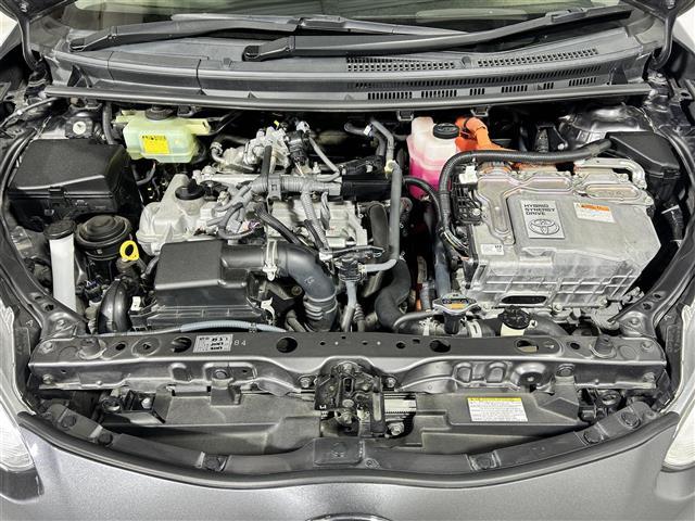 アクア Ｓ　純正ナビ　フルセグＴＶ／ＣＤ／ＤＶＤ／ＦＭ／ＡＭ　バックカメラ　ビルトインＥＴＣ　ステアリングリモコン　ＬＥＤオートライト　電動格納ウィンカー付きミラー　スマートキー　スペアキー　シガーソケット（42枚目）