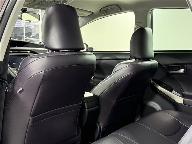 プリウス Sマイコーデ 社外7型ナビ AM/FM/CD/ワンセグTV バックカメラ 純正フロアマット 純正ドアバイザー トノカバー ETC ステアリングリモコン シガーソケット オートライト 電格ミラー ISOFIX(22枚目)