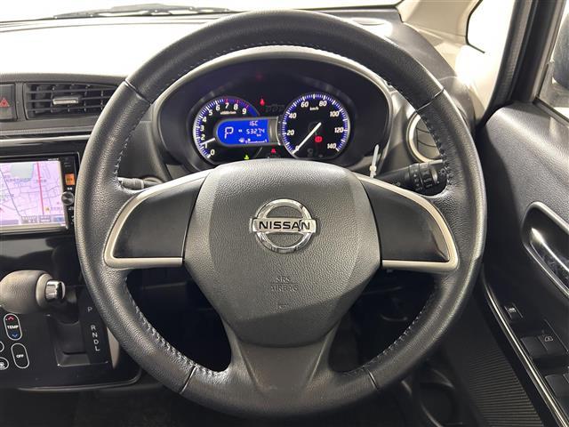 デイズ ハイウェイスター　Ｇ　純正ナビ　アラウンドビューモニター　エマージェンシーブレーキ　オートライト　オートマチックハイビーム　ベンチシート　横滑り防止装置　ＥＴＣ　電格ミラー　ウィンカーミラー　純正フロアマット　ドアバイザー（8枚目）