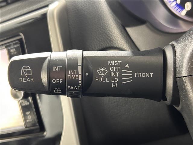 デイズ ハイウェイスター　Ｇ　純正ナビ　アラウンドビューモニター　エマージェンシーブレーキ　オートライト　オートマチックハイビーム　ベンチシート　横滑り防止装置　ＥＴＣ　電格ミラー　ウィンカーミラー　純正フロアマット　ドアバイザー（9枚目）