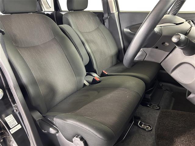 デイズ ハイウェイスター　Ｇ　純正ナビ　アラウンドビューモニター　エマージェンシーブレーキ　オートライト　オートマチックハイビーム　ベンチシート　横滑り防止装置　ＥＴＣ　電格ミラー　ウィンカーミラー　純正フロアマット　ドアバイザー（21枚目）