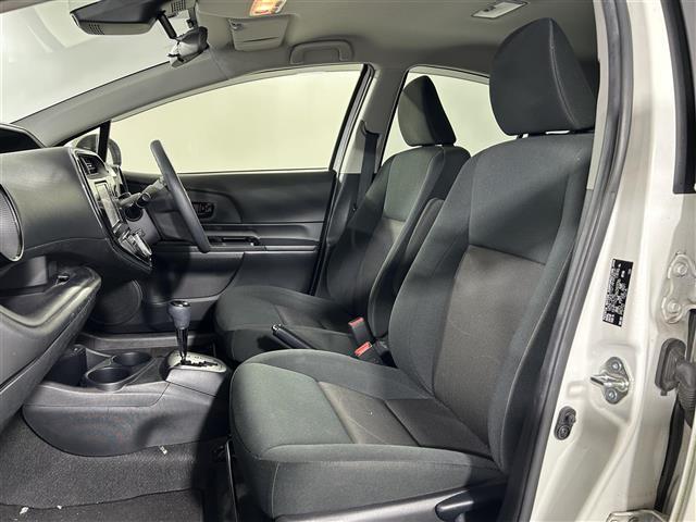 アクア Sスタイルブラック 純正ナビ バックカメラ 衝突軽減 先行車発進告知機能 レーンキープ 横滑り防止 コーナーセンサー パーキングサポートブレーキ 純正フロアマット オートライト オートハイビーム 電格ミラー バイザー(22枚目)