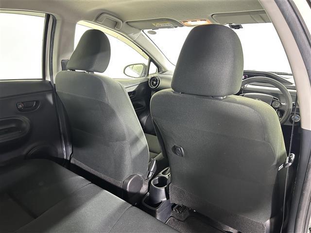 アクア Sスタイルブラック 純正ナビ バックカメラ 衝突軽減 先行車発進告知機能 レーンキープ 横滑り防止 コーナーセンサー パーキングサポートブレーキ 純正フロアマット オートライト オートハイビーム 電格ミラー バイザー(26枚目)