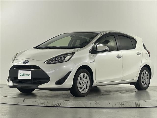 アクア Sスタイルブラック 純正ナビ バックカメラ 衝突軽減 先行車発進告知機能 レーンキープ 横滑り防止 コーナーセンサー パーキングサポートブレーキ 純正フロアマット オートライト オートハイビーム 電格ミラー バイザー(30枚目)