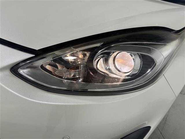 アクア Sスタイルブラック 純正ナビ バックカメラ 衝突軽減 先行車発進告知機能 レーンキープ 横滑り防止 コーナーセンサー パーキングサポートブレーキ 純正フロアマット オートライト オートハイビーム 電格ミラー バイザー(36枚目)